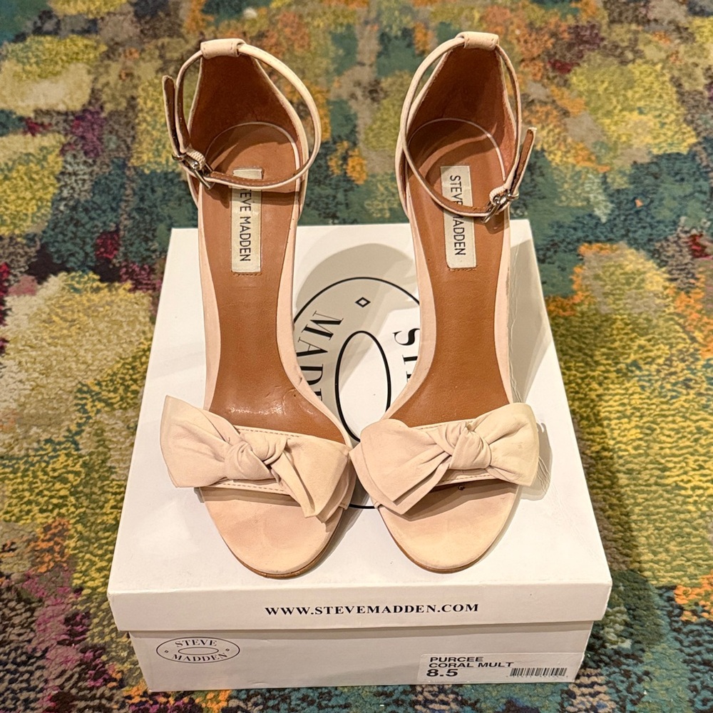 Coquette Steve Madden Heels with Bow Accent